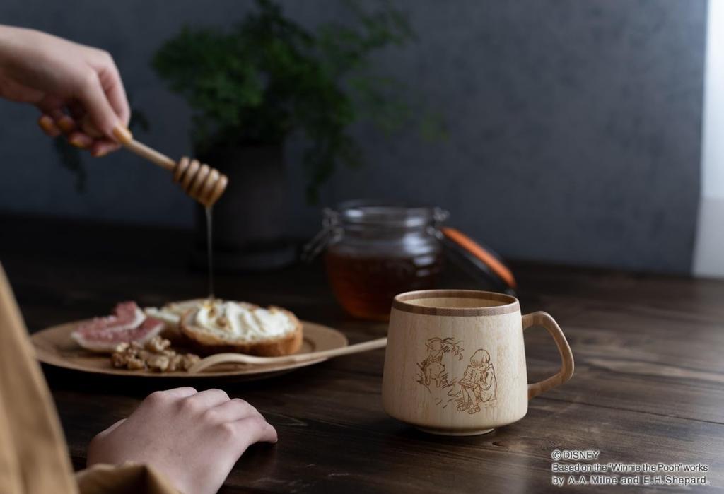 Set CLASSIC POOH French Dishwasher and Gift Bag with [Set] 2-Piece (RIVERET Mug, 310ml, Bamboo, Safe, RV-207WCP, Ribbon)