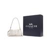 Coach Faye 26 Logo Kordelzug Magnetverschluss Leder Wolken Tasche Damen Handtaschen Kreideweiß CV529-IMCHK