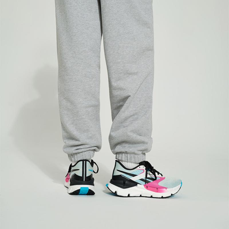 Reebok Women's FloatZig Symmetros 'Chalk Laser Pink' Women's Sneakers 100206638