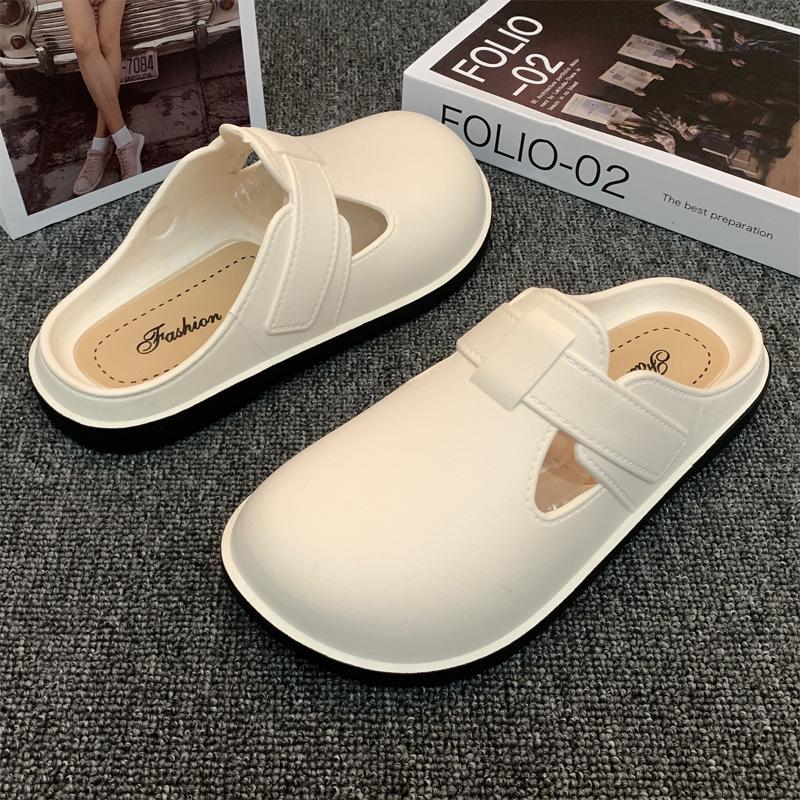 Women's Spring/Summer Lightweight Flat Hole Slippers: Simple, Comfortable, Casual Outdoor Style