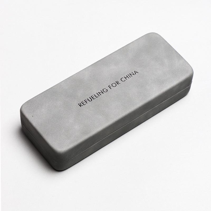 Modisches Druckknopf-Brillenetui aus PVC-Leder - Schwarz & Weiß Softpack, Lagerware