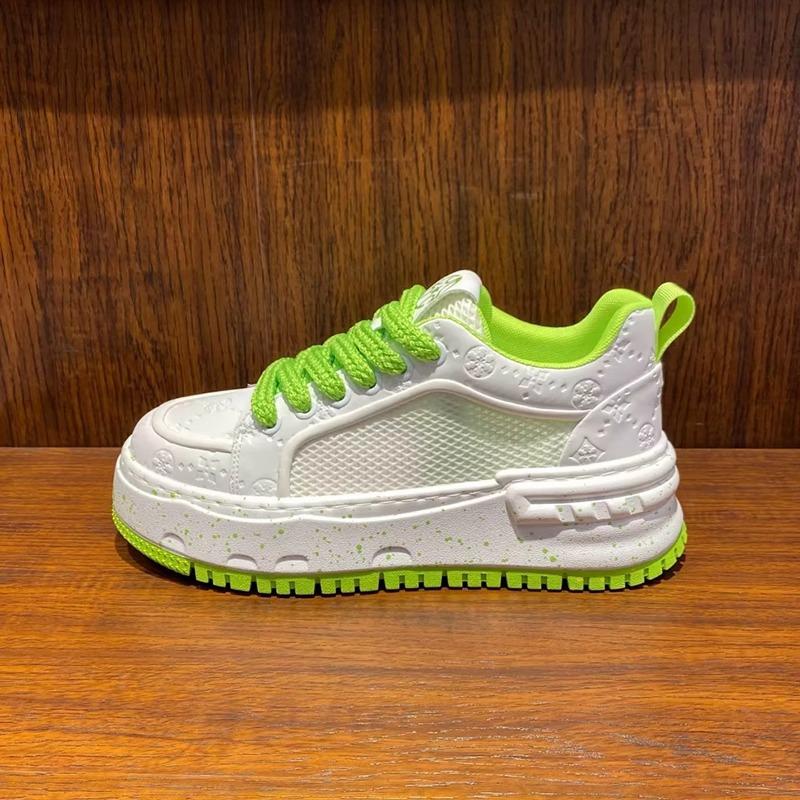 Thick baseplate shoes men's new side mesh casual shoes fashion versatile board shoes viral trends sports shoes bread shoes