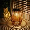 Solarbetriebene Rattan-Bambus-Laterne IP65 Wasserdichte Hänge- & Steh-Dekorationsleuchte für Balkon Terrasse Hof Garten Außenbereich
