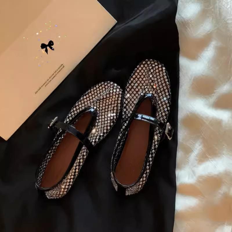 Lambskin Soft Sole Sparkling Rhinestone One-word Buckle Mary Jane Shoes Women's 2025 Summer New Shallow Mouth Flat-soled Single Shoes