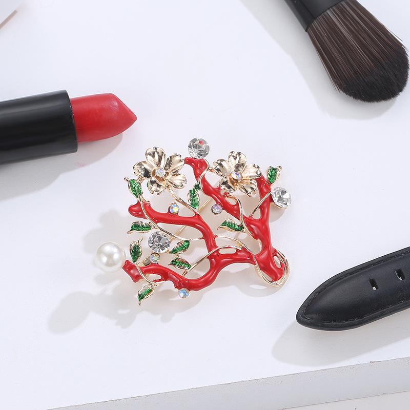 Chinese Style Original Retro Atmosphere Realistic Oil Drop Pearl Plum Blossom Branch Brooch Brooch Female Long-Lasting Color Exquisite Brooch BFF Gift