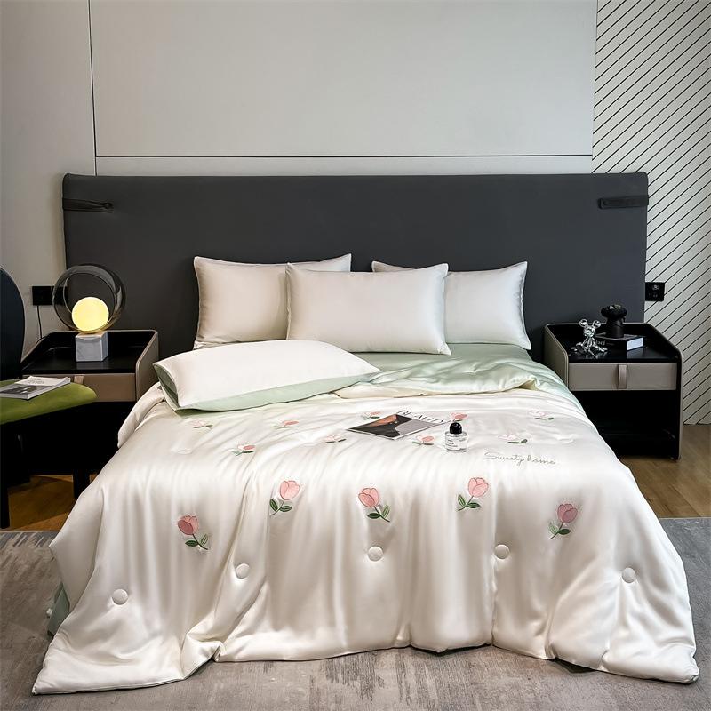 Cool Summer Ice Silk Summer Quilt Single Piece Flower Summer Cool Quilt Single Dormitory Air Conditioner Machine Washable