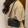 Retro Trendy Pu Square Shoulder Bags for Women Versatile Solid Color Ladies Messenger Saddle Bag Textured Female Phone Handbag
