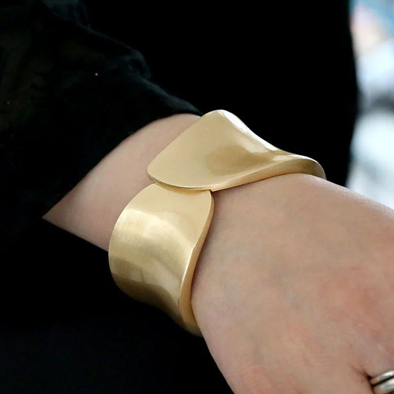 DIEZI Exaggerated Matte Smooth Metal Gold Silver Color Bangles Punk Geometric Metal Bangles For Women Bracelets Men Jewelry