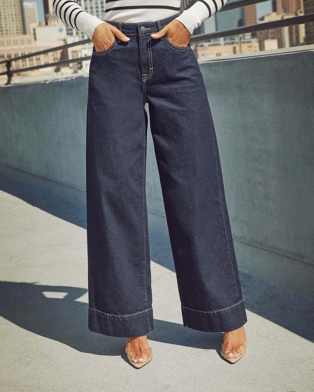 2025 Spring/Summer Women s Washed High-Waisted Wide-Leg Jeans S