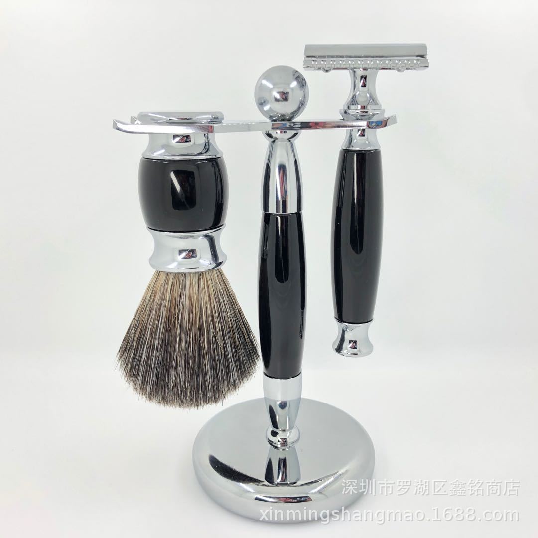 

Мужской набор для бритья и ухода за бородой черного цвета с подставкой