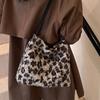 Autumn and Winter Fluffy Leopard Print Bag Women's 2025 New Fashion Versatile Shoulder Bag Premium Plush Bucket Bag