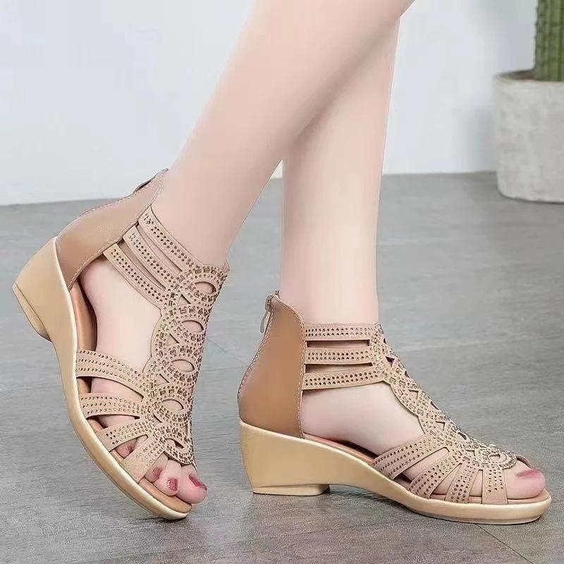 Weiche Leder Römersandalen Damen Sommer Neue Weiche Sohle Oberbekleidung Damen Keilschuhe Mode Lässig Designer Schuh Damen