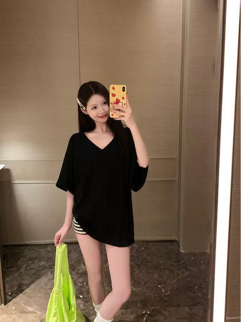 Women's Black V-Neck Plus Size Loose-Fit Short-Sleeve T-Shirt - Summer Korean Style