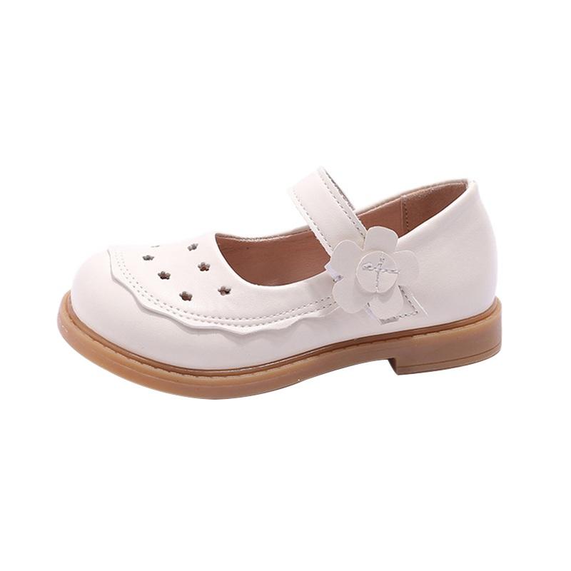 

Дитяче літнє взуття для дівчаток. Босоніжки з дірочками з зірочками. Дихаючі туфлі на м’якій підошві 32