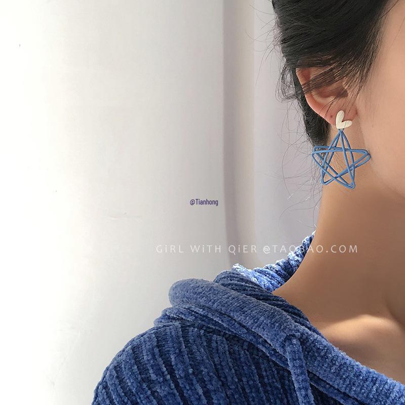 Blue Five-Pointed Star Clip-On Earrings: Cute, Hollow, Exaggerated Star Studs for Non-Pierced Ears