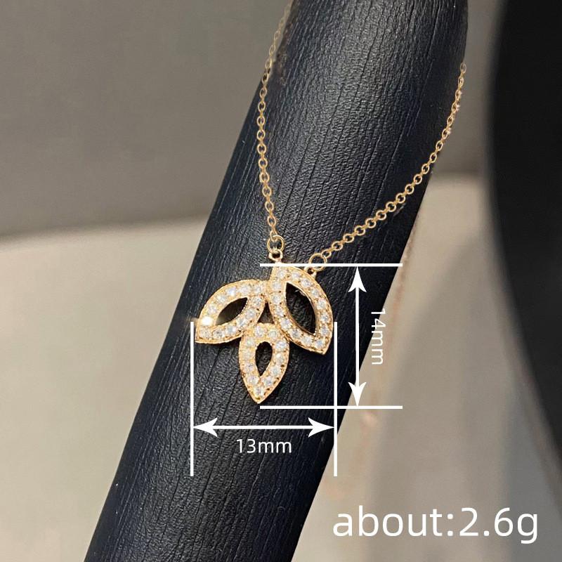 925 Sterling Silver Three Leafs Zircon Lily Cluster Pendant Necklace for Women Fashion Trendy Luxury Jewelry Accessory