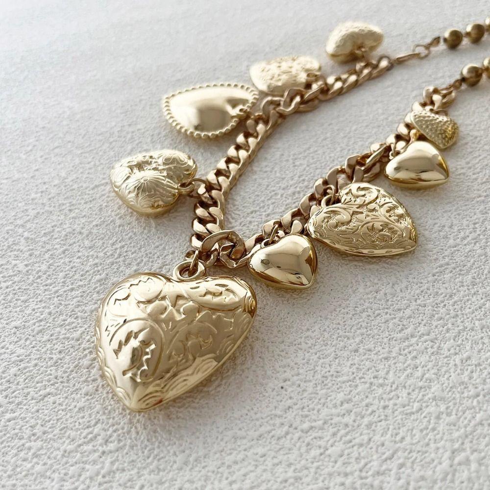 Retro Style Heart Pendant Necklaces Carving Flowers Collarbone Chain Fashion Bead Chain  Women