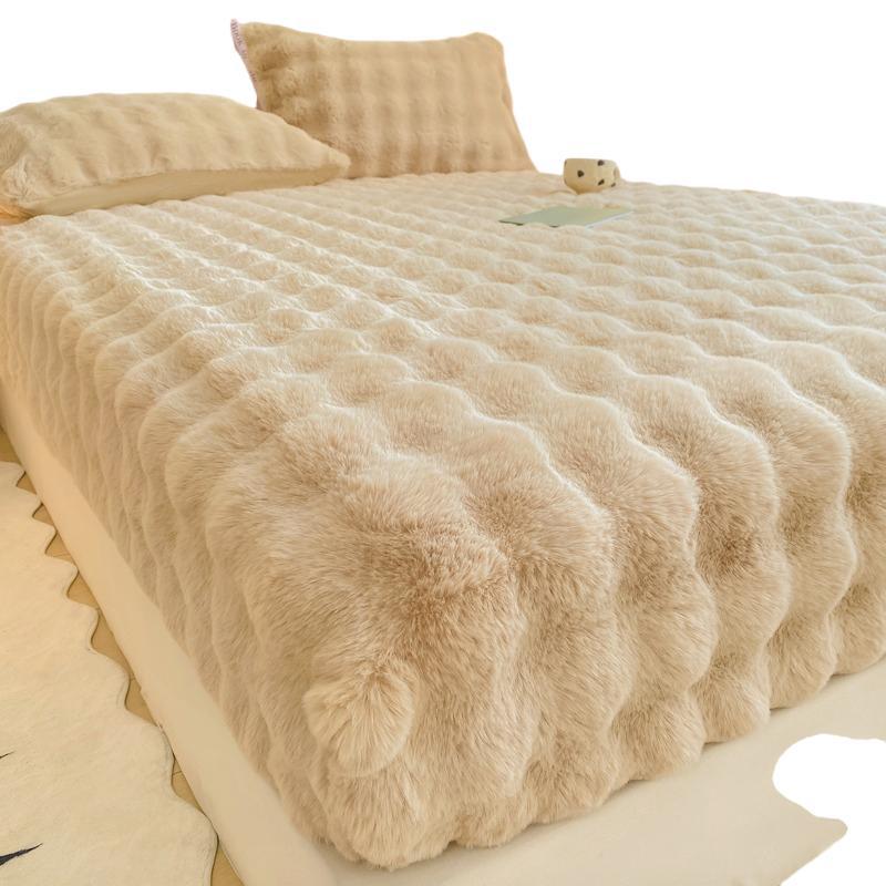 Coral Velvet Bubble Milk Fitted Sheet: Thick Winter Mattress Protector