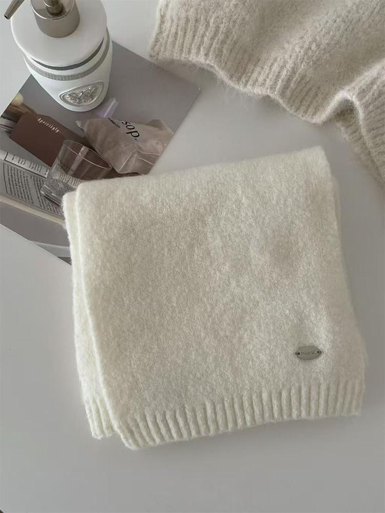 Women Winter Warm Japanese and Korean Versatile Couple Narrow Knitted Neck Solid Color Soft Sticky Rabbit Velvet Blended Scarf