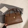 Damenhandtaschen Damenhandtaschen fühlen sich großvolumige Wintertaschen Mode-Tote lässig neue große Taschen Vielseitiger Trend Retro Schulter