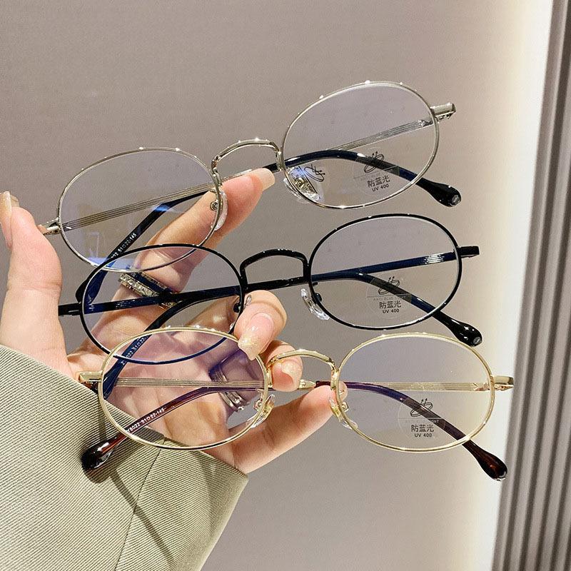 New Fashionable Ultra Light Oval Gold Wire Eyeglass Frame Ladies' Elegant Retro Metal Small Frame Comfortable Eyeglass Frame