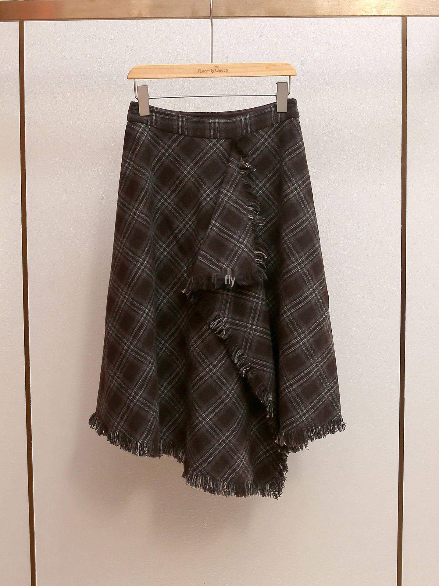 Autumn/Winter French Retro Plaid A-line Skirt with Irregular Frayed Edges Small