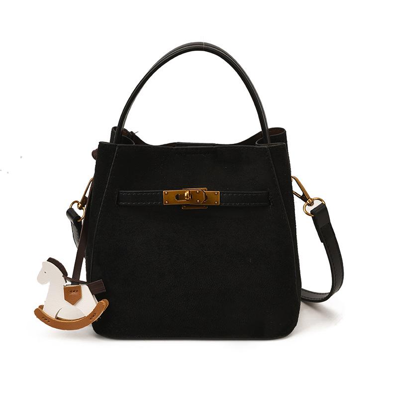 

Сумка-тоут ведро из замши в корейском стиле - Женская модная сумка через плечо с цветными блоками на осень 2025 года