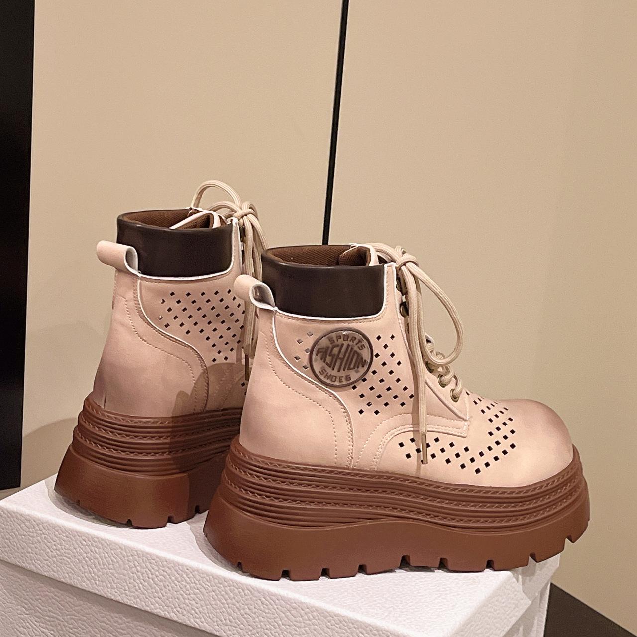 

Thick-soled hollow rhubarb boots women s Martin boots 2025 summer, autumn and winter new popular short tube versatile short boots single boots 40 розовый