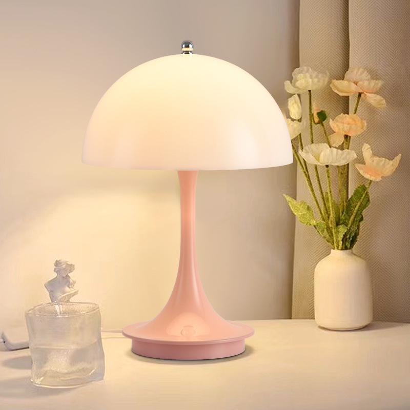 Danish Nordic Design Bedside Lamp with Wireless Charging