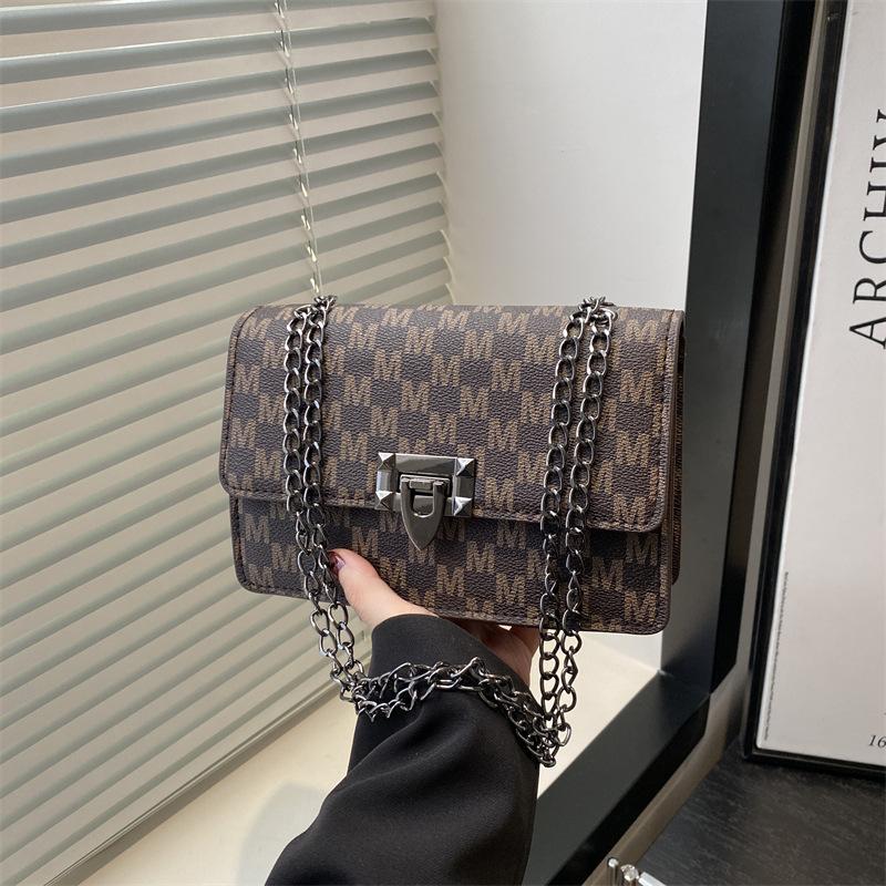 Retro Premium Texture Messenger Bag New Chain Small Square Bag Commuter Shoulder Armpit Bag Women