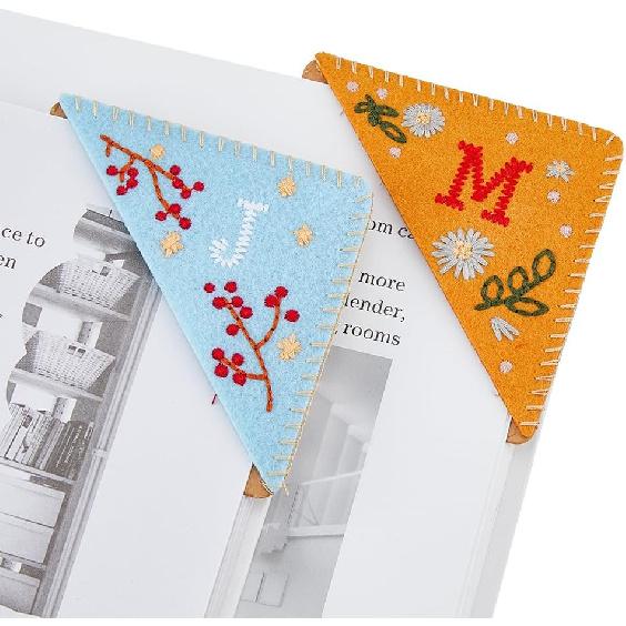2 Styles Embroidered Corner Bookmark Hand Stitched Felt Corner Letter Bookmark Cute Flower Letter Embroidery Bookmarks Letter M J Triangle Bookmarks
