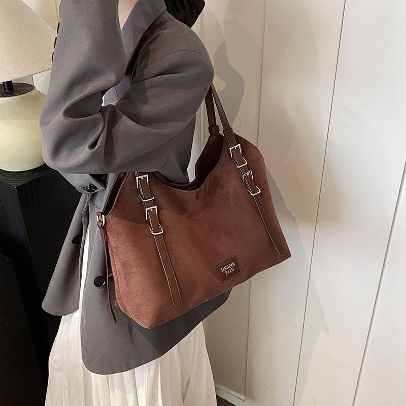 Large capacity commuter bag women's bag 2025 new autumn versatile suede shoulder tote bag premium