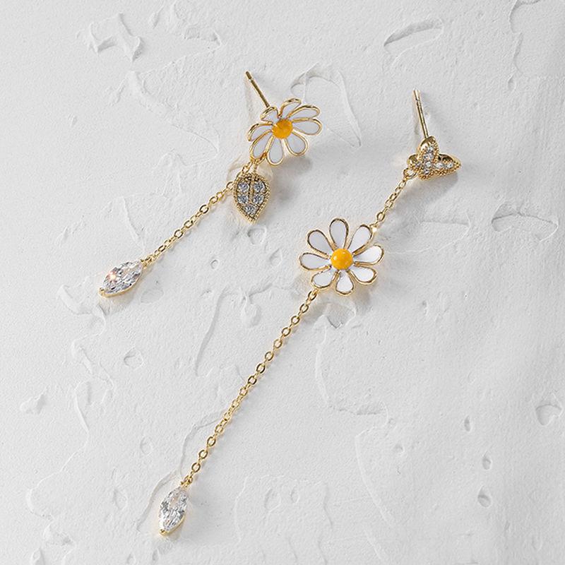 New Korean Style Long Daisy Flower Earrings For Women Asymmetrical Delicate Flower Style Earring Sweet Jewelry Gift