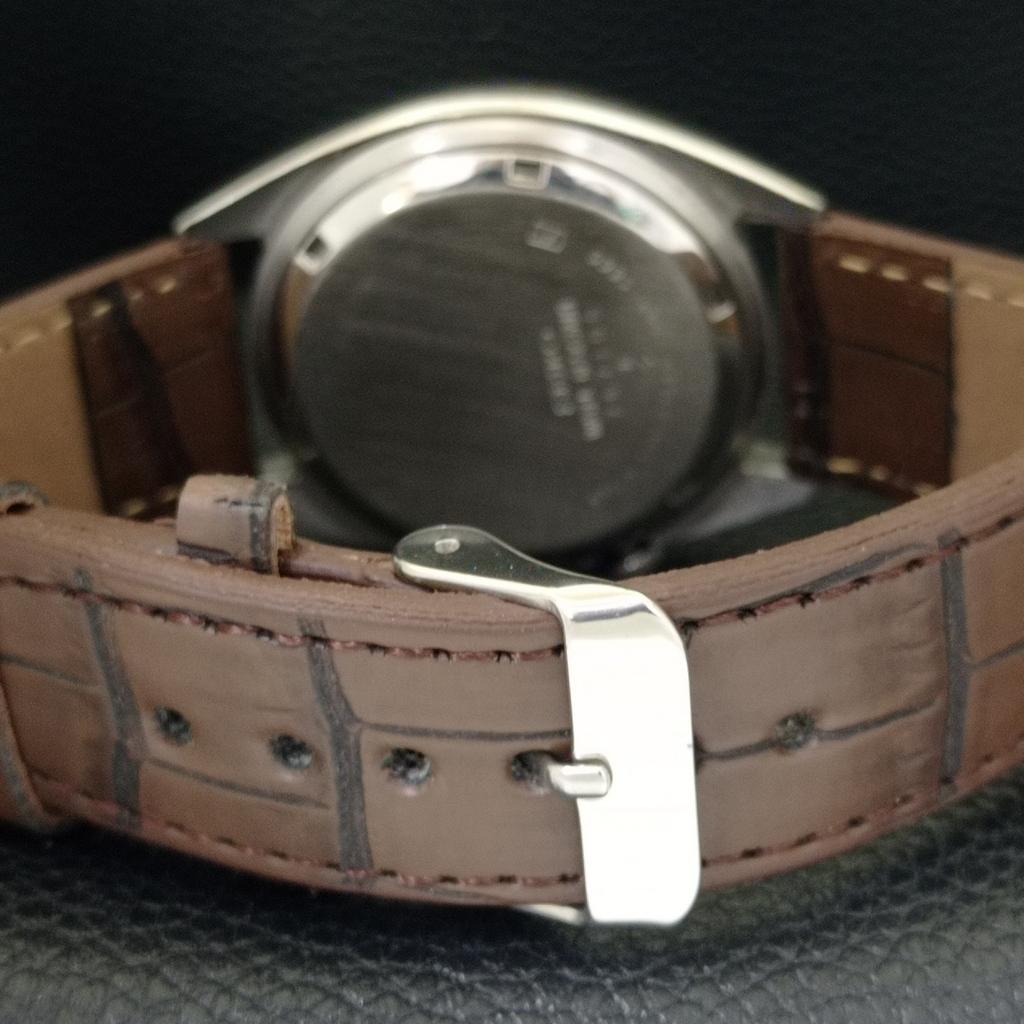 AUTOMATIC 7019A VINTAGE SEIKO 5 JAPAN MENS MAROON COLOR DIAL WATCH A701412-5 R206b-a701412