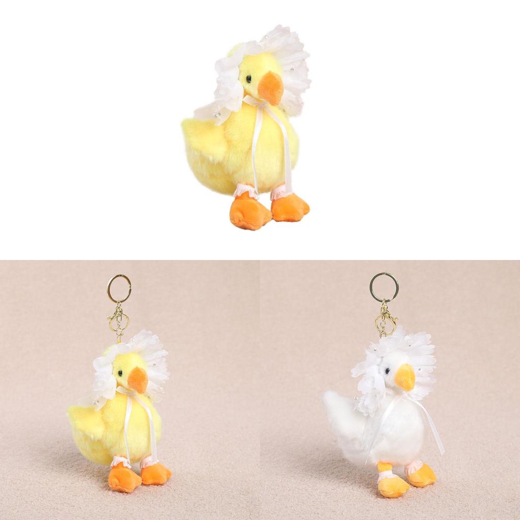 Plush Goose Keychain With Embroidered Details For Girls And Boys