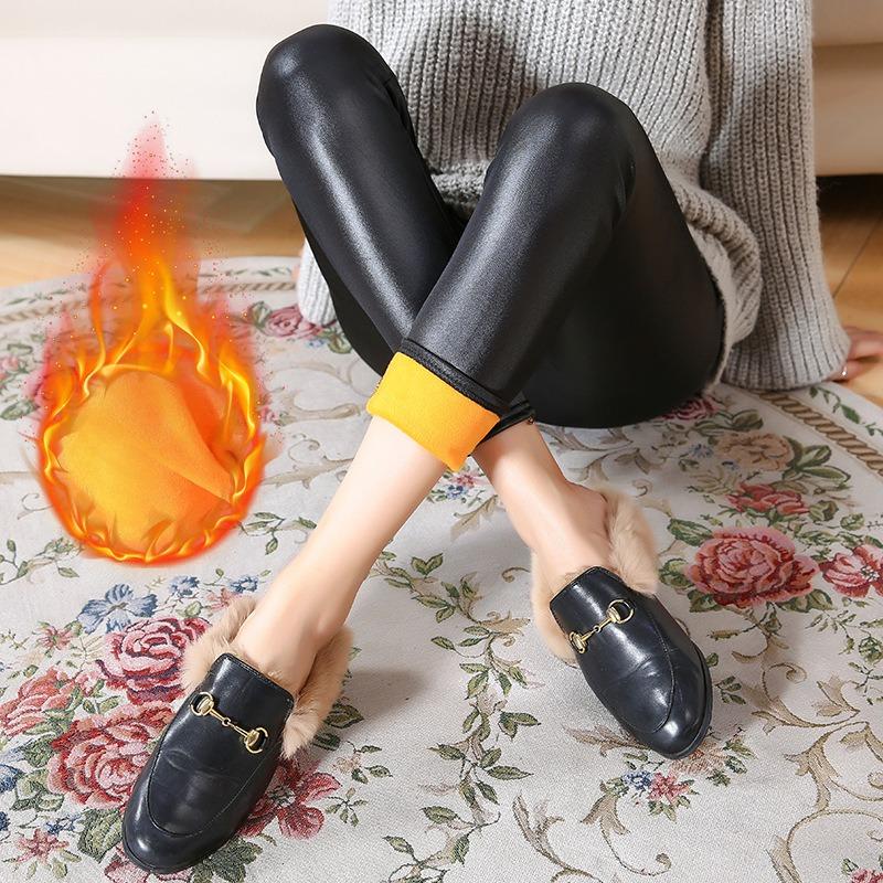 Autumn and Winter Imitation Leather Pants, Fleece Thickened Leggings, Extra Fat and Extra Size Women's Clothing, Warm Leather Pants Stall