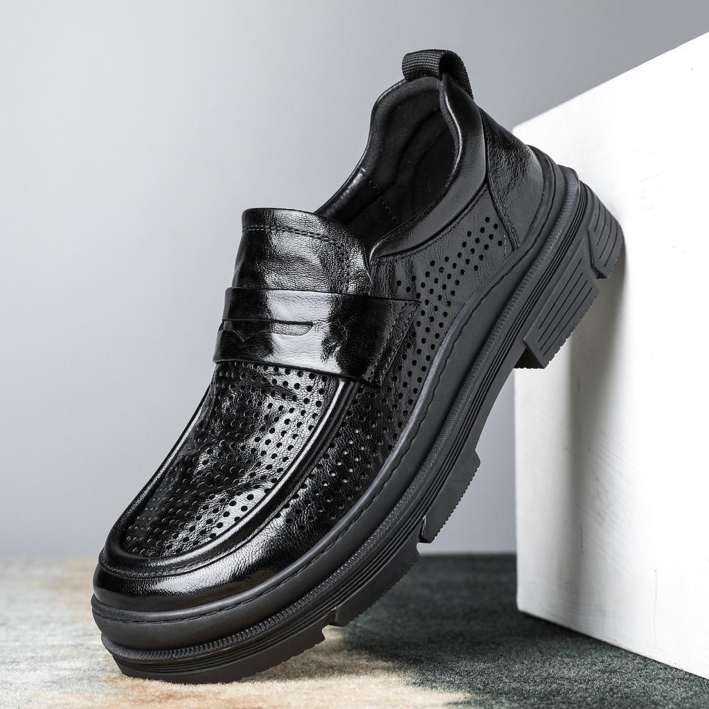 2025 Men's Leather Shoes with One Foot British Style Loafers Genuine Leather Business Trend Leather Shoes Men's Casual High Sense