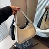 Design Sense Niche Bag Women's 2025 New Armpit Bag Fashionable Small Satchel Simple Versatile Explosive Shoulder Bag