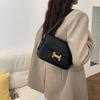 Mode High-End Tasche Damen 2025 neue Unterarmtasche Retro Lässig Kleine quadratische Tasche Vielseitige Einzel-Schulter Umhängetasche Damen