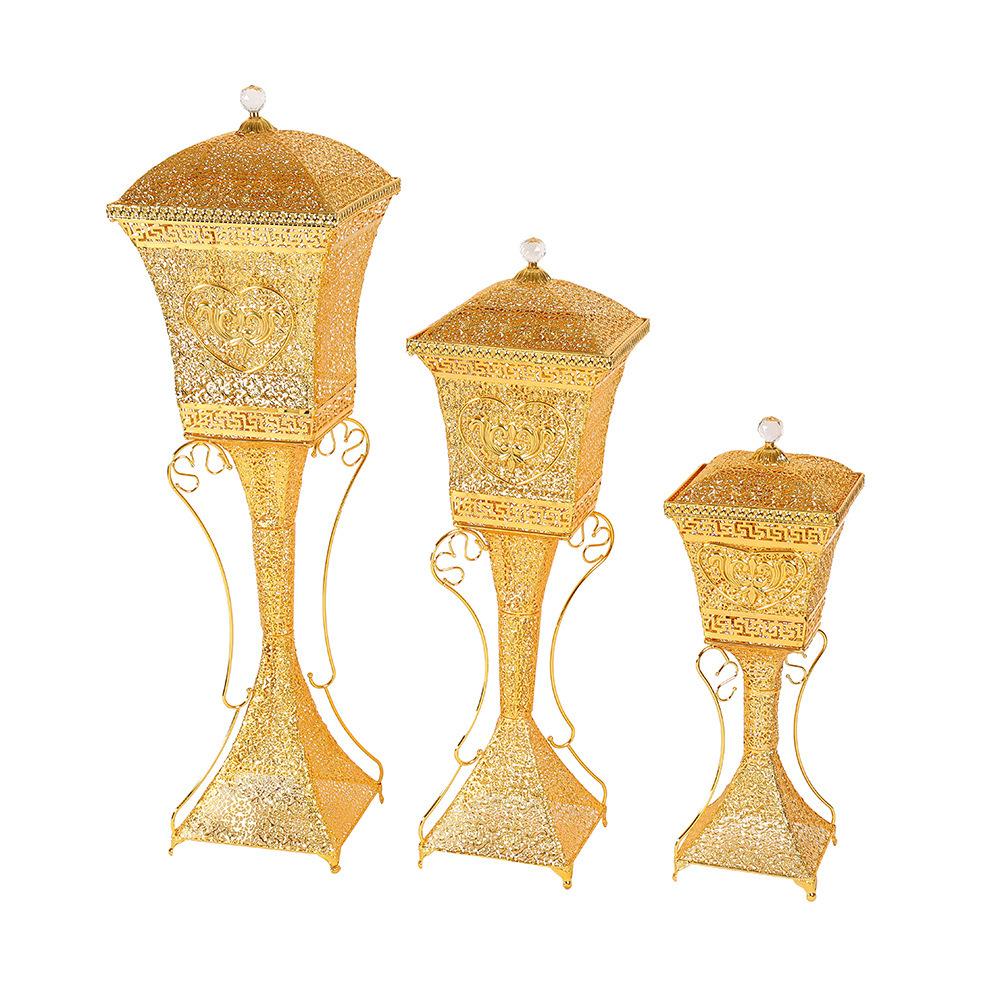 Chinese Gilded Hollow Out Incense Burner with Lid Iron Art Aromatherapy Charcoal Stove Saudi Arabia High-end Home Decor Ornament