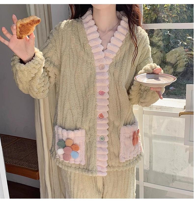 Set Pijama Coral Fleece de Toamnă/Iarnă pentru Femei - Halat de Baie Lung de Catifea și Cămașă de Noapte