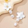 Elegant Baroque Imitation Pearl White Flower Drop Earrings For Women Dainty Dangle Earrings Banquet Party Jewelry Gift