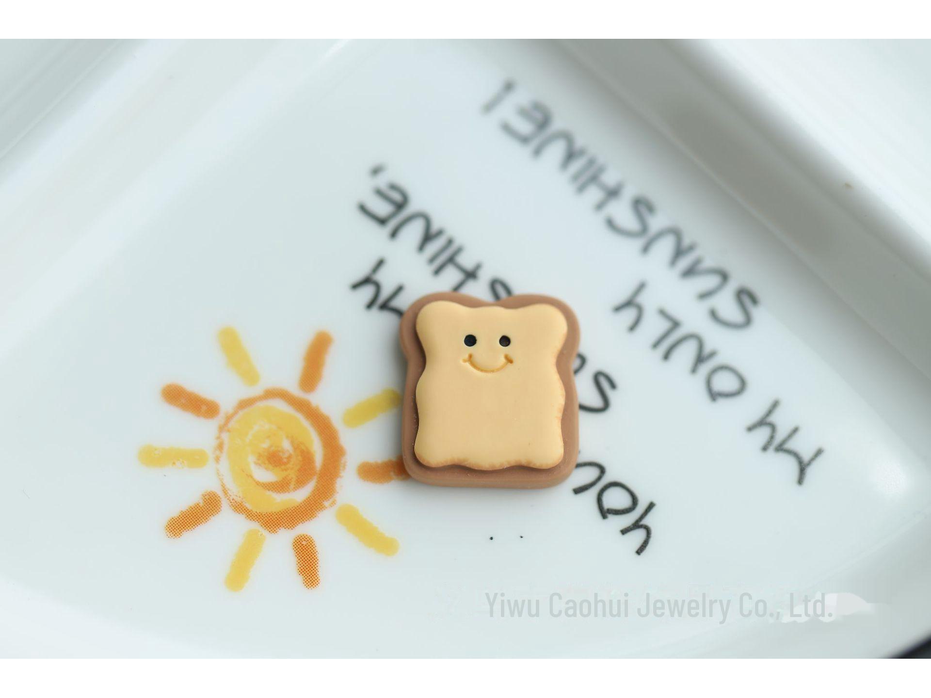 

Милий хлібний бісквіт та смажене яйце, прикраси з смоли, аксесуари для рукоділля 2.0-2.3 cm