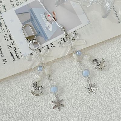 Breloc Fulg de Nea de Iarnă: Breloc Mobil cu Fundă Albastră