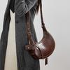 Spring and Summer New Leather Niche Design Crescent Moon Bag, Armpit Bag, High-end Crescent Bag, Commuter Shoulder Messenger Women's Bag