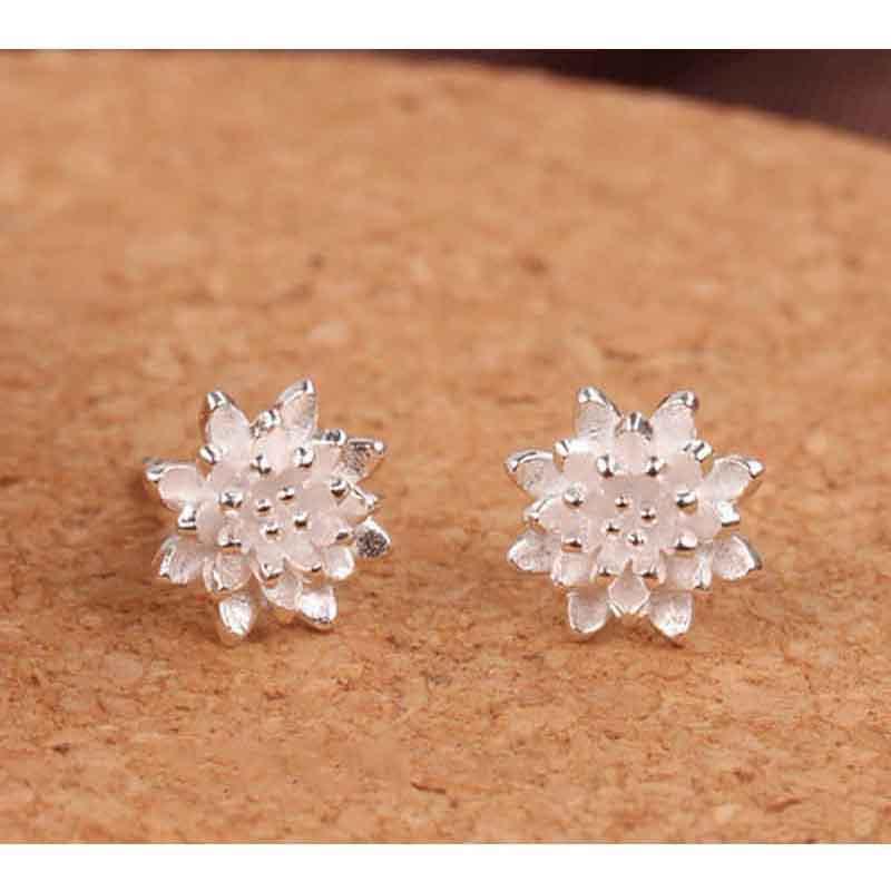 Delicate Women's Silver Plated Lotus Flower Ear Stud Earrings For Effortless Style
