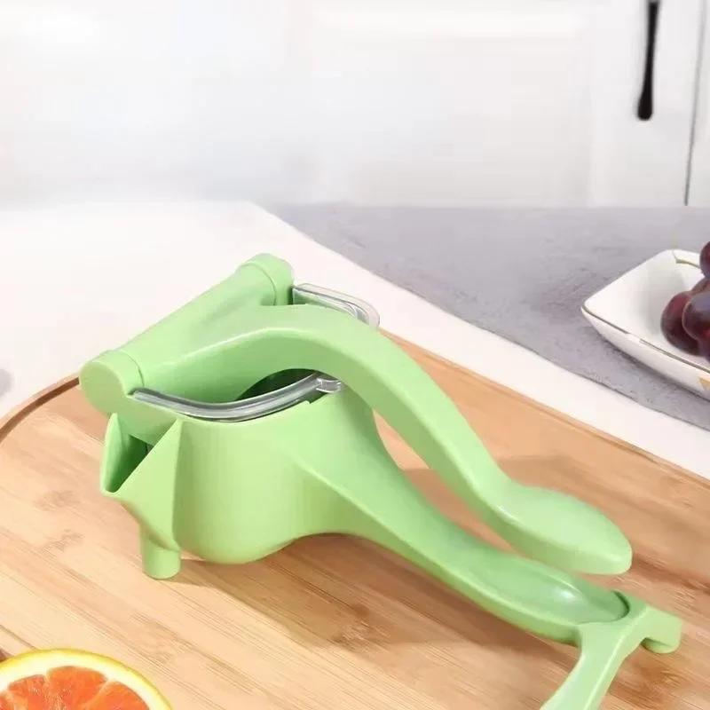 New Manual Juicer Multi Kitchen Portable Fruit Residue Separators Tools Functional Household Plastics Manual Squeezing