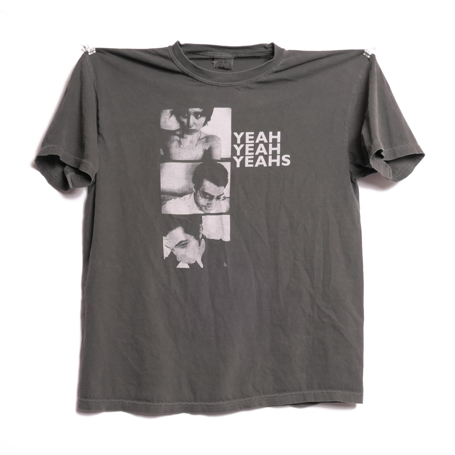 Yeah Yeah Yeahs Band Tee Ultra Faded Tour Fever to Tell Show Your Bones Heavyweight NYC Indie Alternative Rock 2000s Music Y2K Artist - XL XL