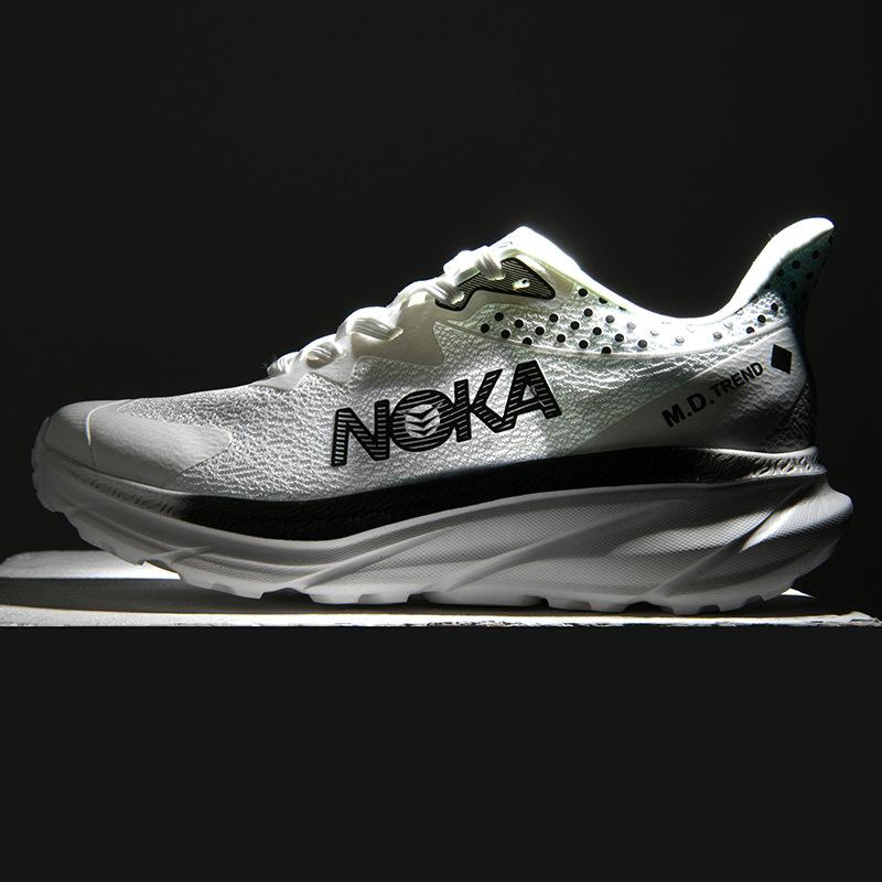 Spring and summer new outdoor running indoor sports shoes large size mesh breathable widened non-slip heightened black mesh shoes