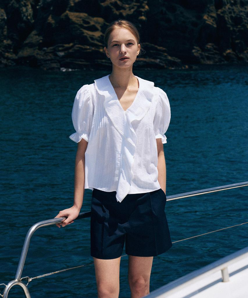LAMEREI V-Neck Ruffle Pintuck Blouse[Lmbesush5307]-White